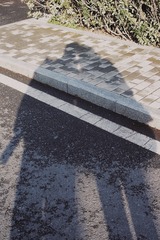 1370951