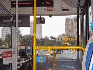 1576948