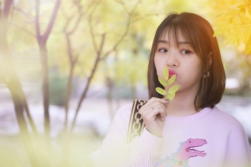 185121