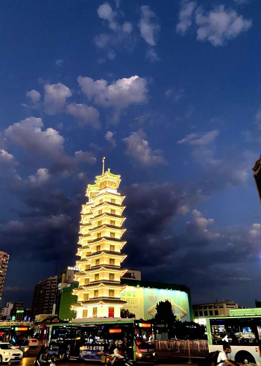 郑州二七塔