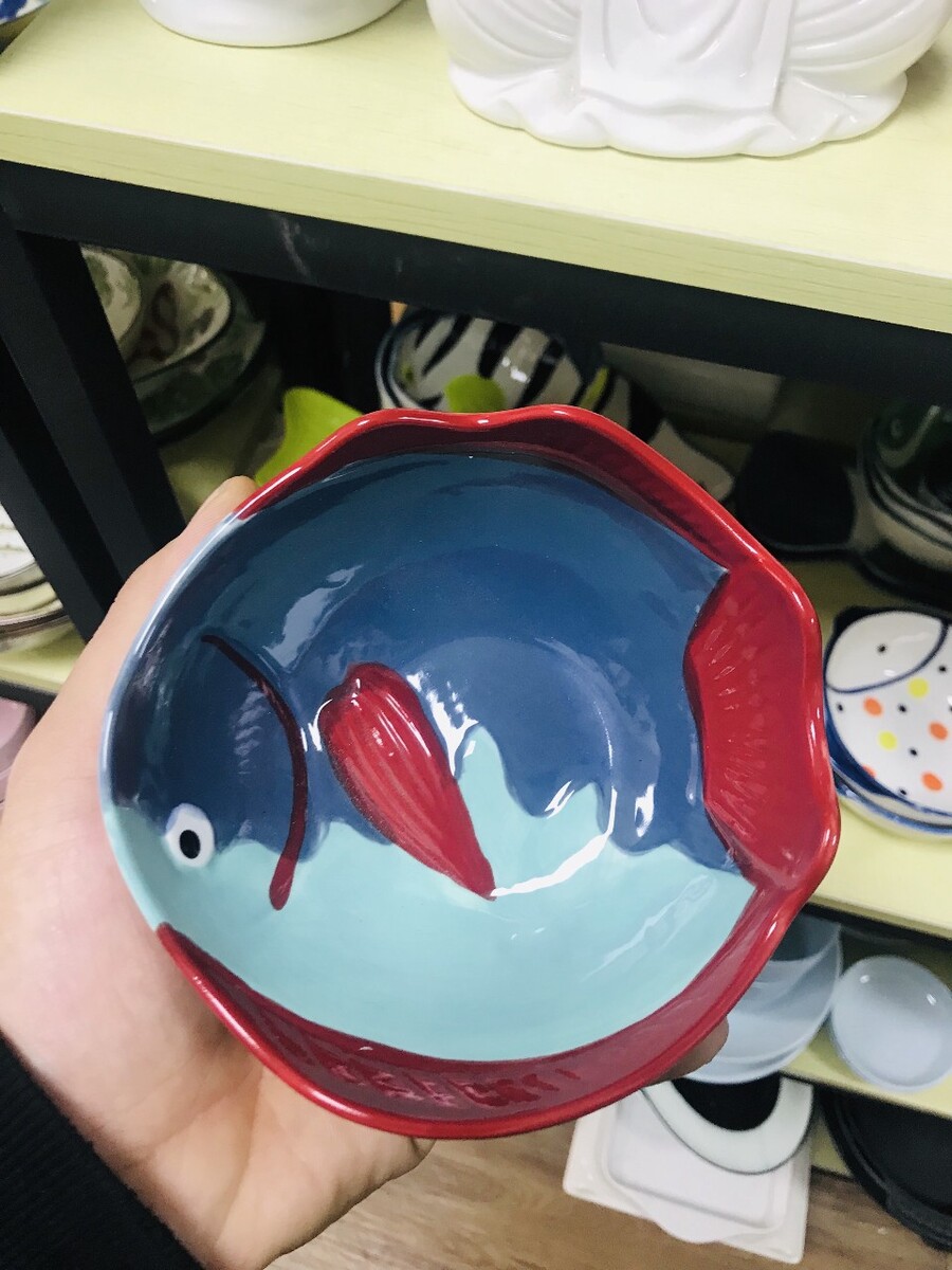 笔筒什么颜色的最好