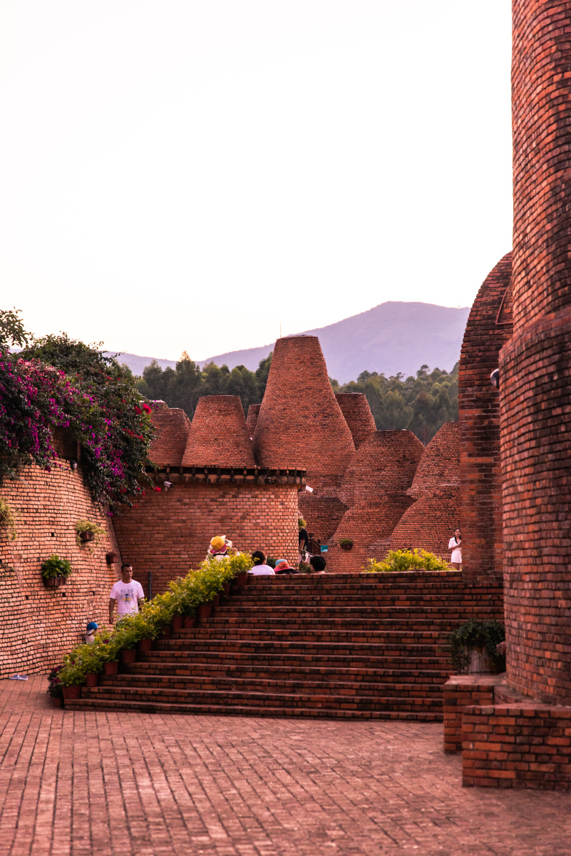 云南弥勒东方韵