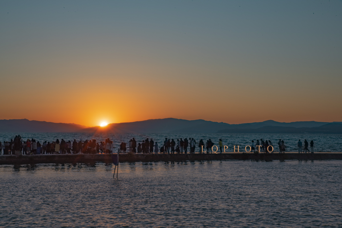 昆明海晏村一波落日晚霞