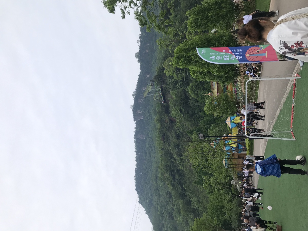 庐山温泉小镇天气,我在景区穿毛衣坐竹脚车回家了