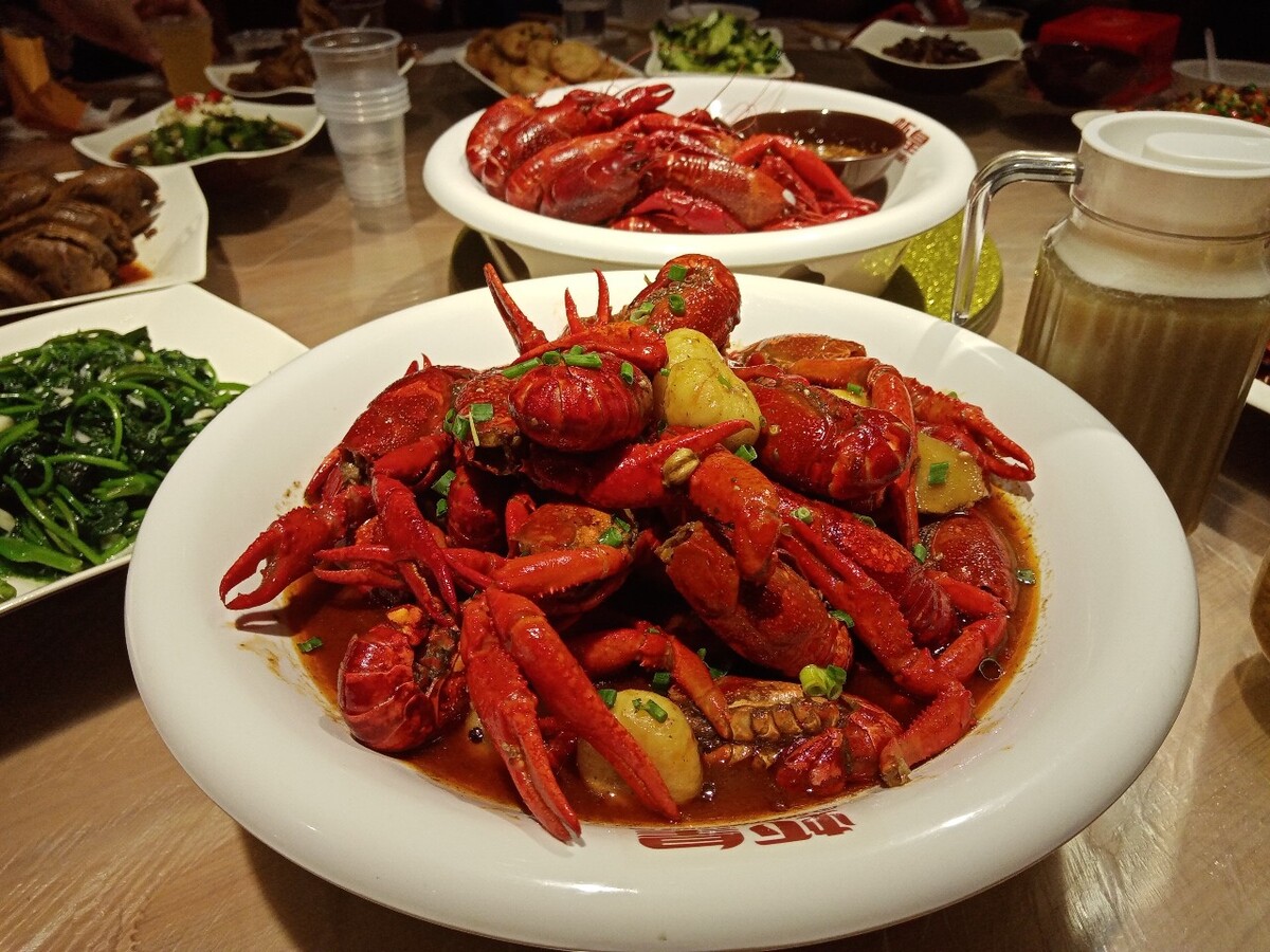 武汉，油焖大虾，夜宵必备。