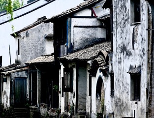 8DB942D9-484C-4FAD-B3E1-37DC7C294491/L0/001