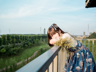 001