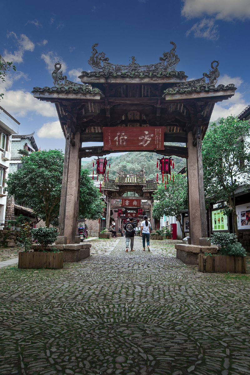 温卅乐清大荆古牌坊街和显胜门外部分风景