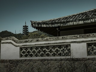 178121