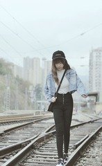 270163
