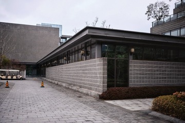 801710