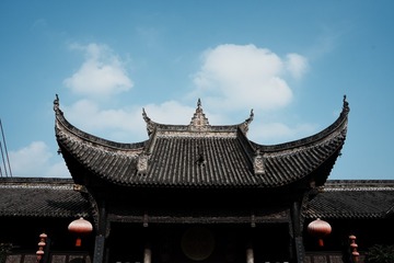 26216131-052D-49D6-9D8F-B930EC836833/L0/001
