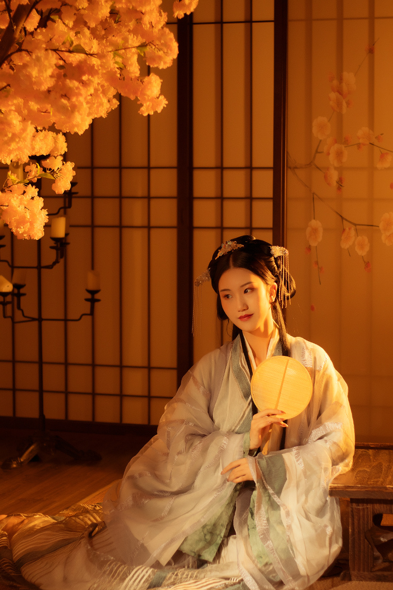 点绛唇烛影摇风一枕伤春绪摄影