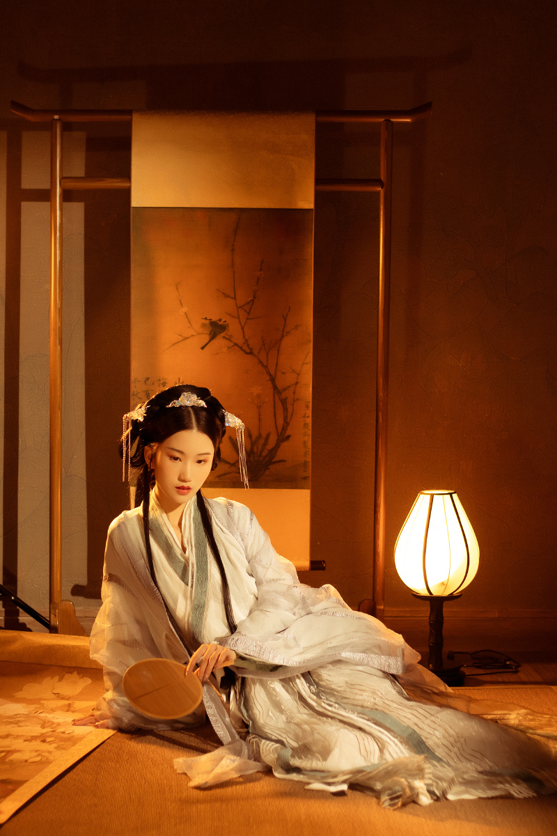 点绛唇烛影摇风一枕伤春绪摄影