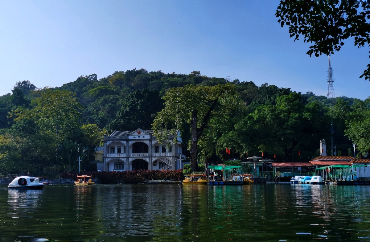 潮州西湖山倚湖苍翠湖傍山青黛