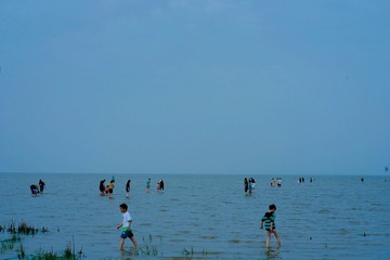 B0BD2AC7-2BF1-45DD-984B-25A72CE471C3/L0/001