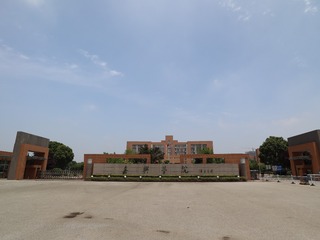 001