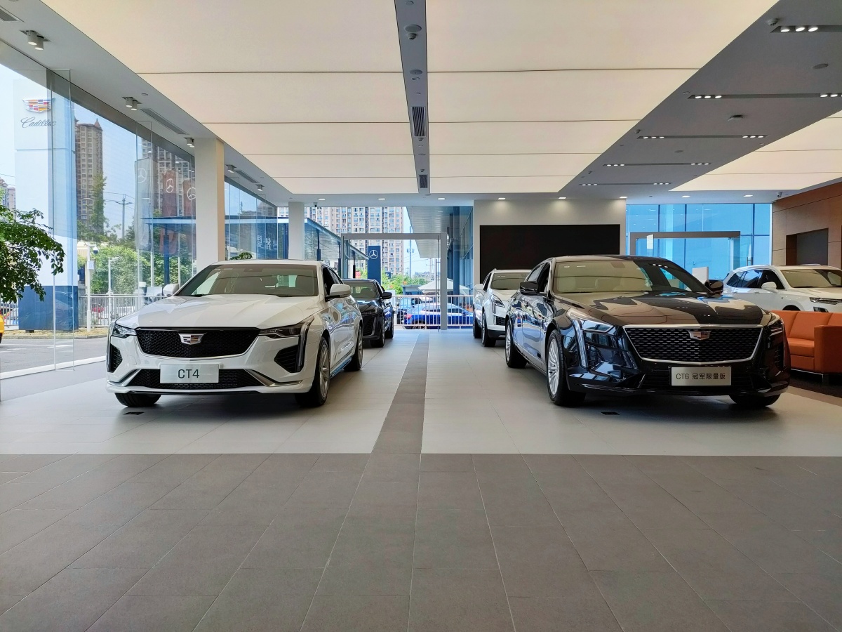 凯迪拉克ct5成都通源凯迪拉克店面实拍