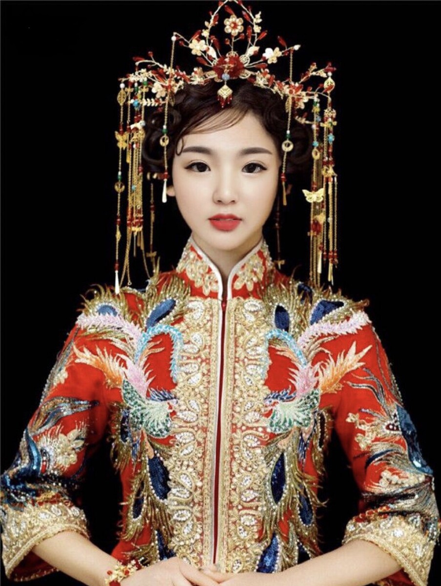 元朝服饰图片女子