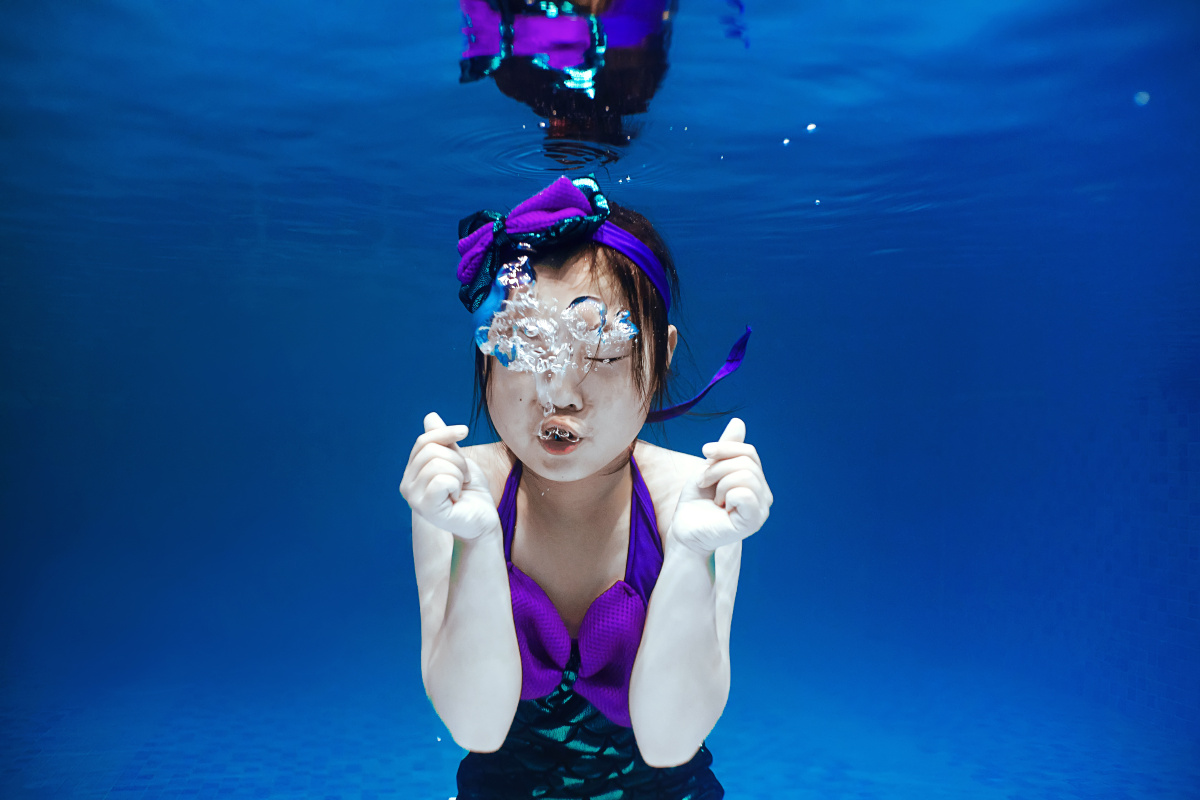 儿童水下摄影不一样的童年回忆 - 礼物家私家儿童摄影 - 图虫