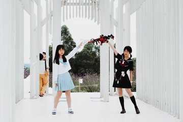 001
