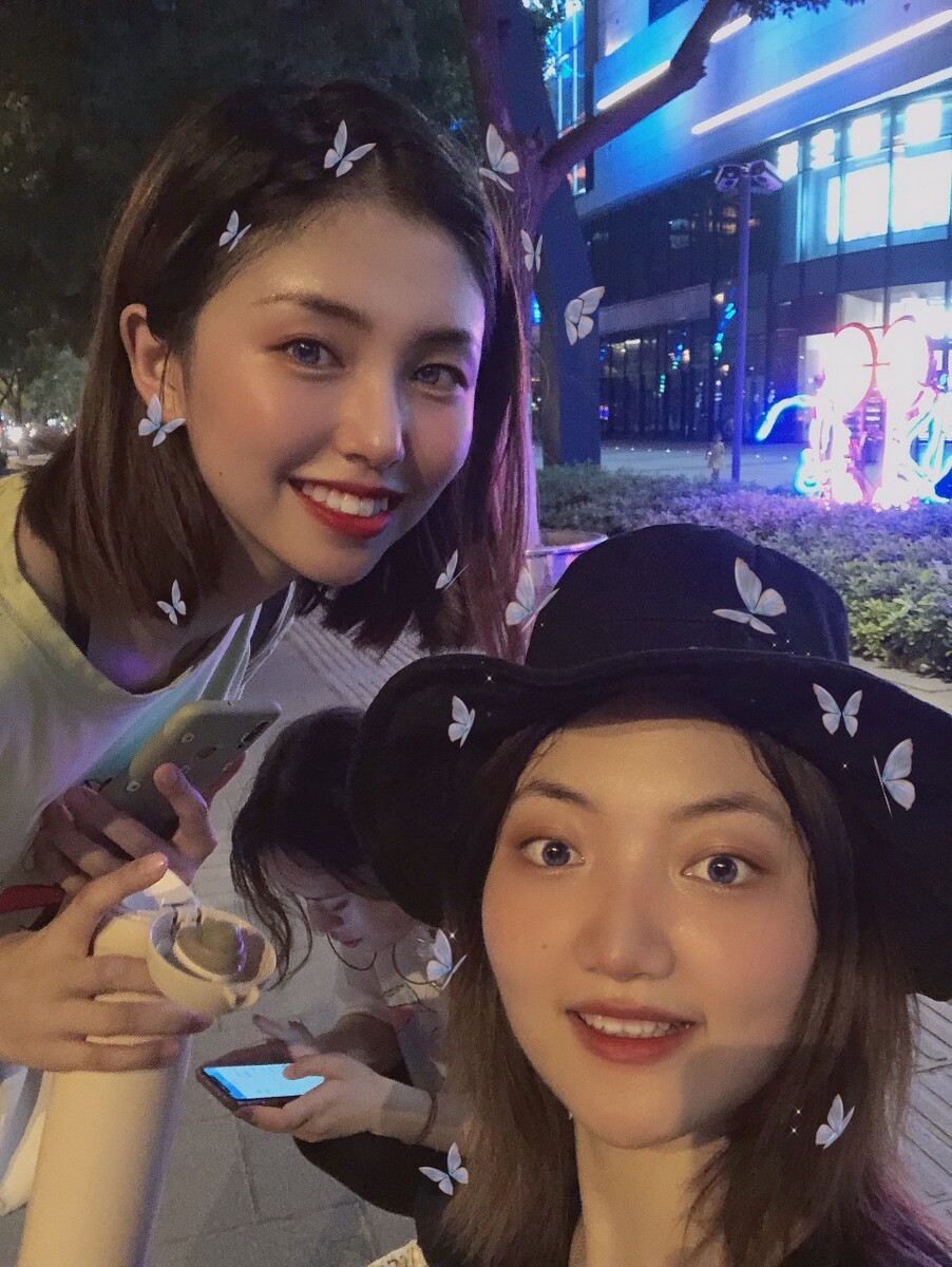 荣耀9拍照自动美颜