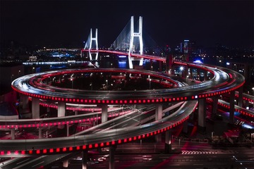 980240