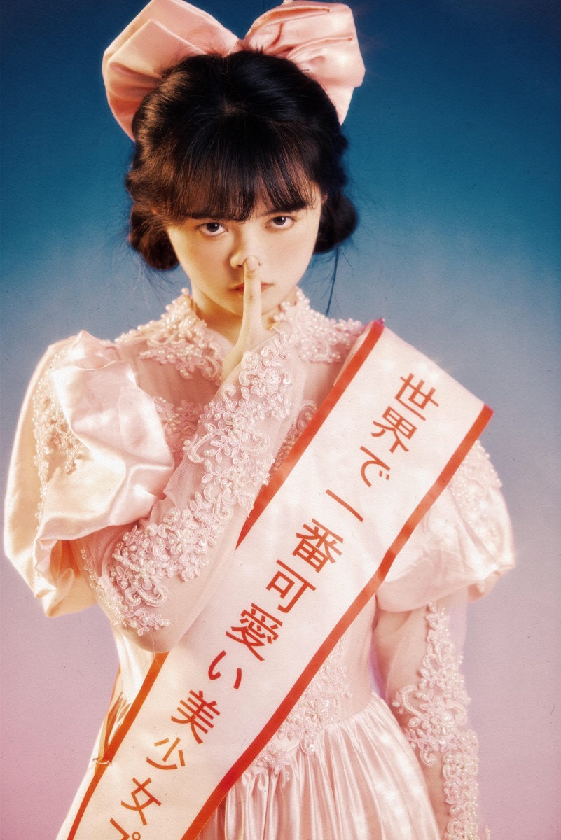 可爱い少女的9连拍你们最喜欢哪一张呢昭和少女加上泡泡简直不要太