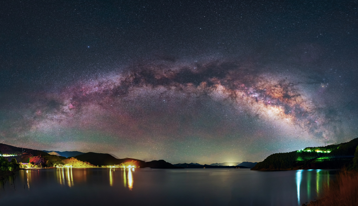 泸沽湖里格半岛银河