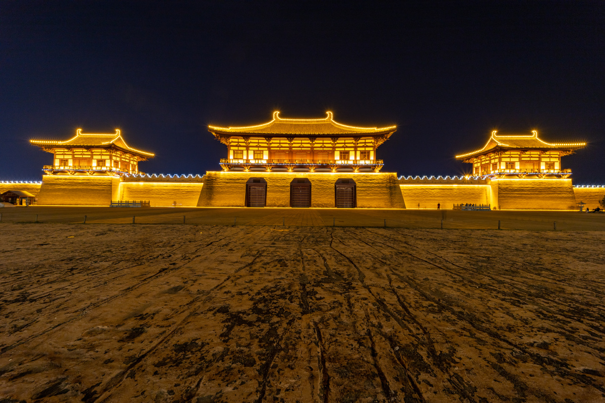 神都洛阳千年定鼎门