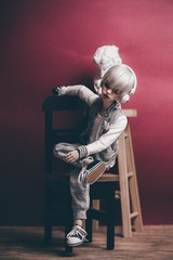 001