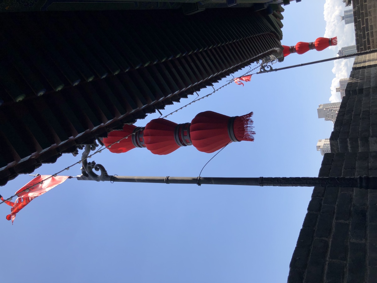 西安城墙之上的红灯笼