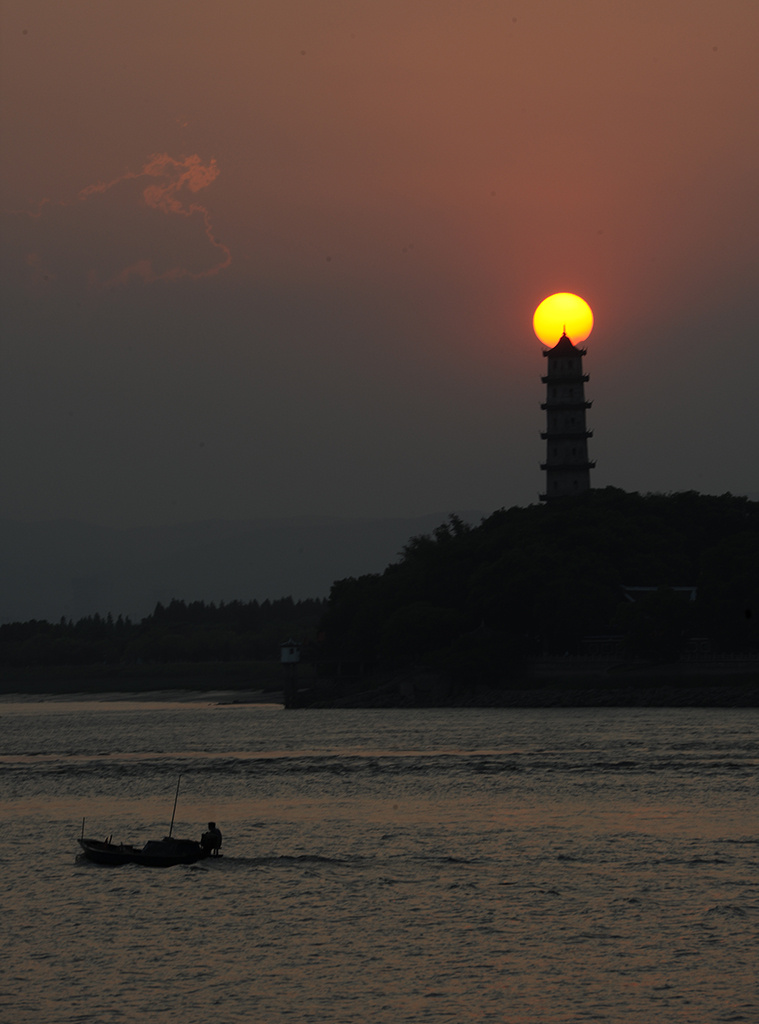 日落西塔温州江心屿