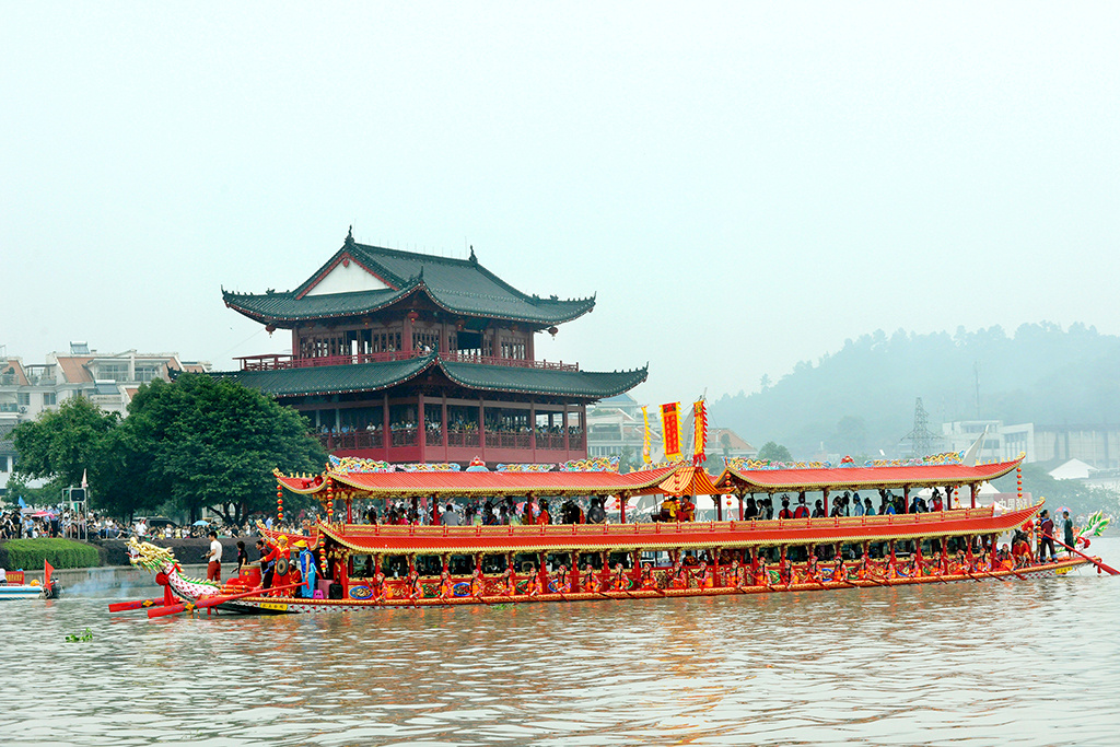 《温州台阁龙舟》