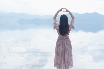 001