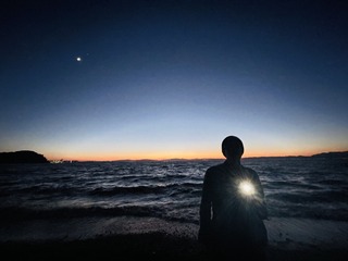 001