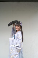 001