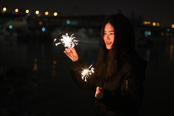 001