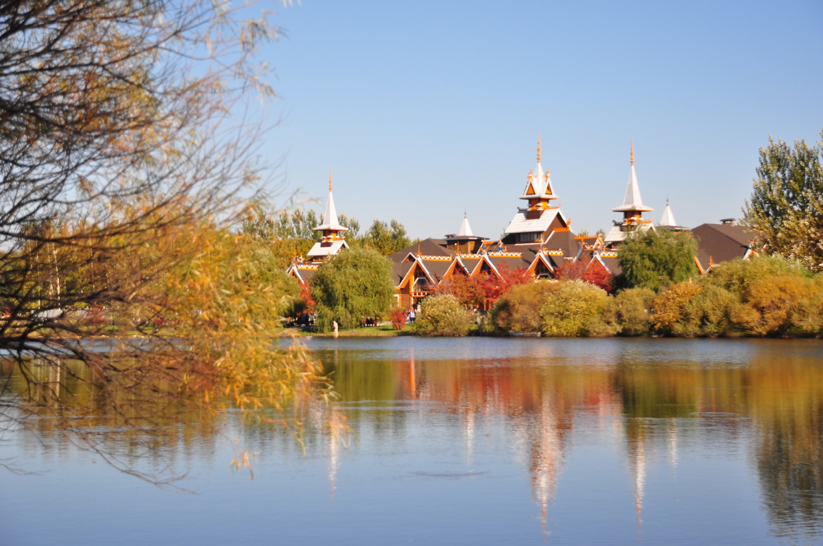 哈尔滨伏尔加庄园的秋天