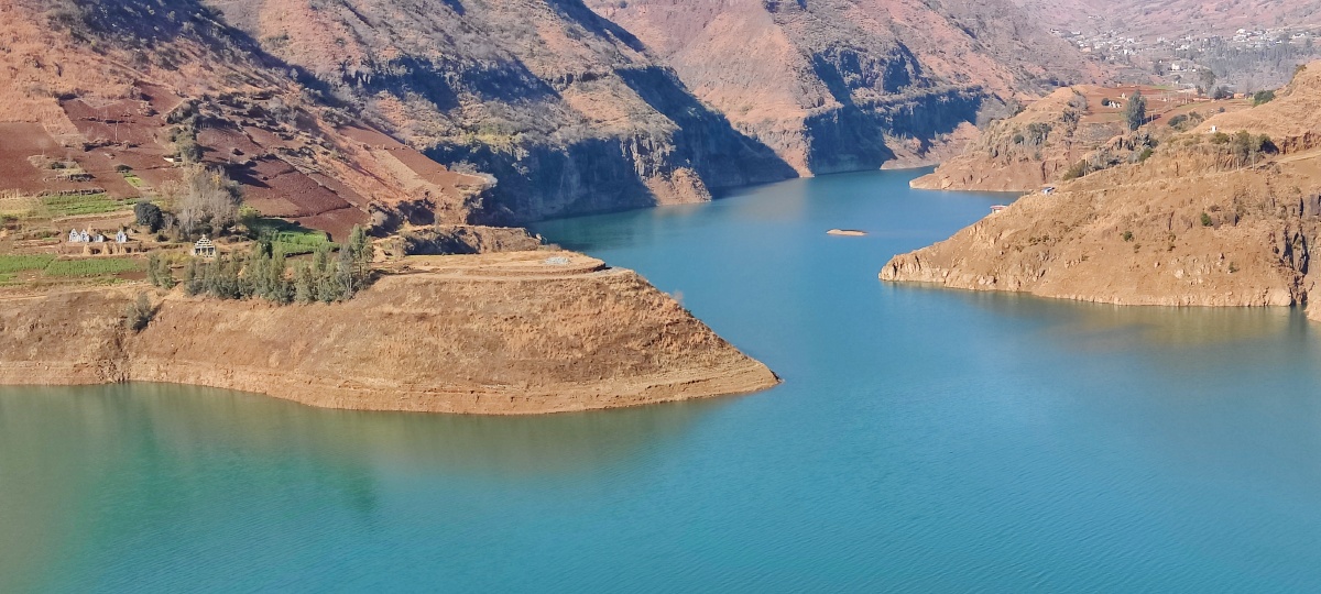 多彩威宁县牛栏江 - 肖逐颜开 - 图虫