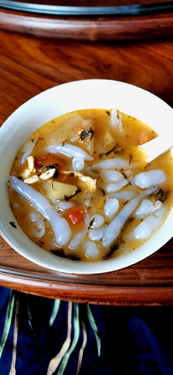 自做凉粉漏鱼 - 细雨姐姐 - 图虫