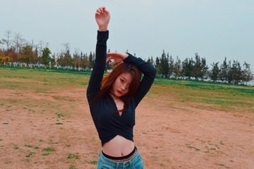 001