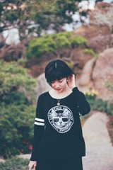 001