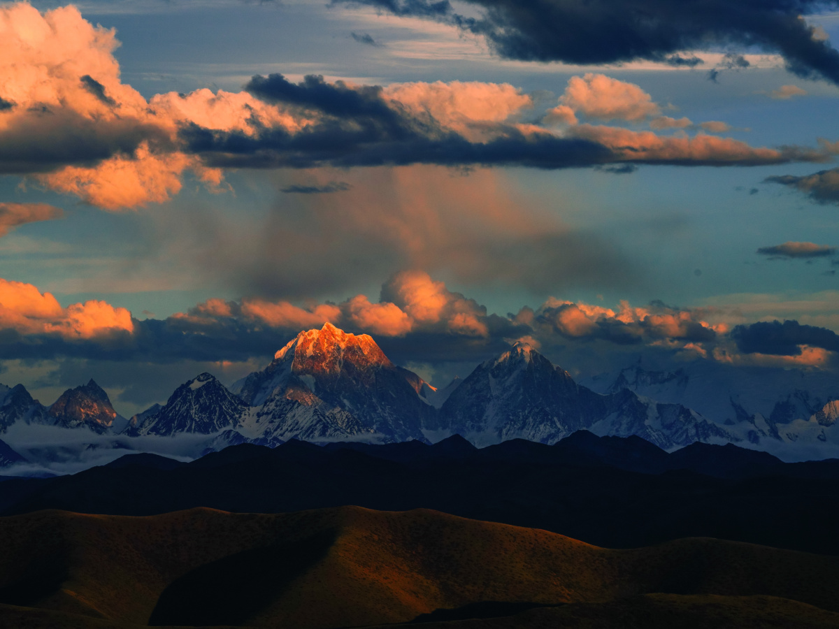 川西鱼子西星空营地壮观到窒息的美