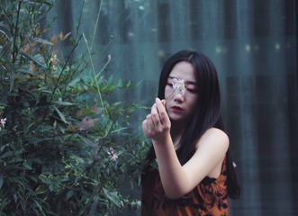 001