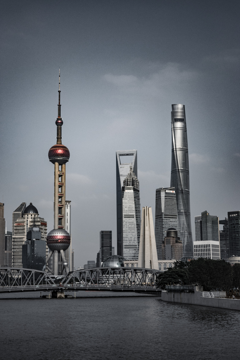 纸醉金迷的魔都夜夜笙歌的十里洋场上海魔都确实是个令人向往的城市