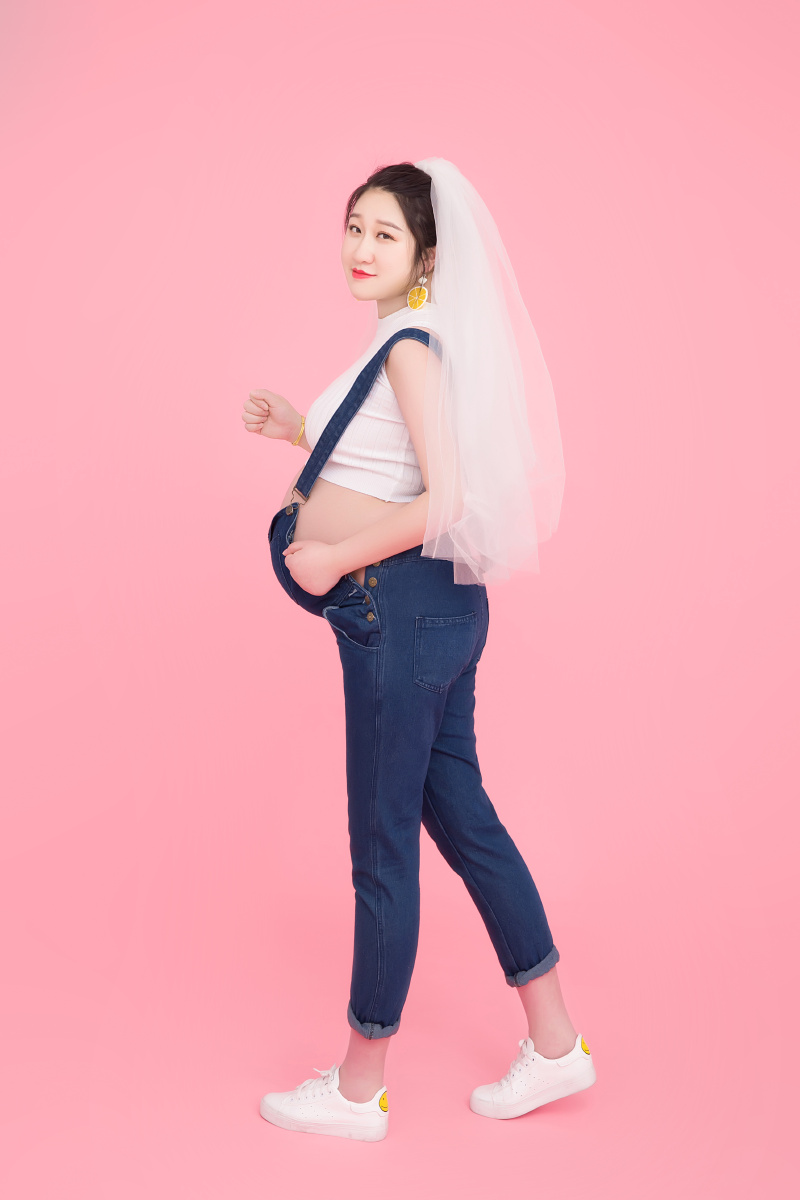 A红鲤鱼与绿鲤鱼与驴