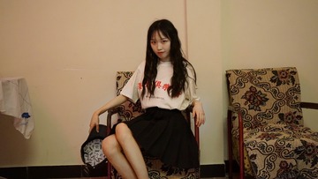 001