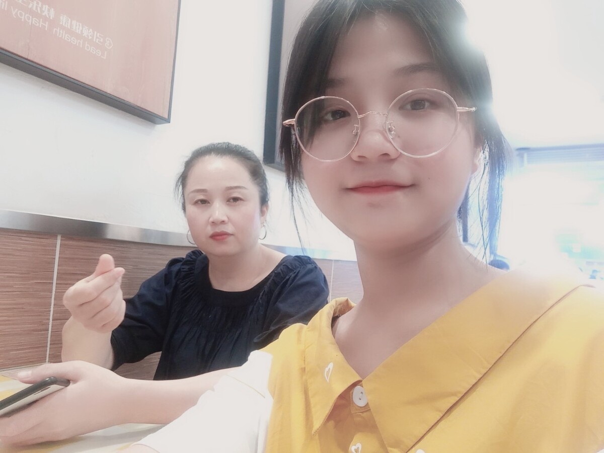关于美工你必须知道的事情 美工是做什么的难学吗女生