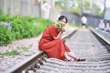001
